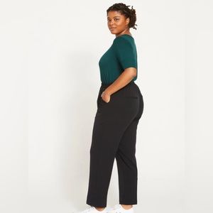 Universal Standard All Day Pull On Cigarette Pants - XS/10-12 - Black